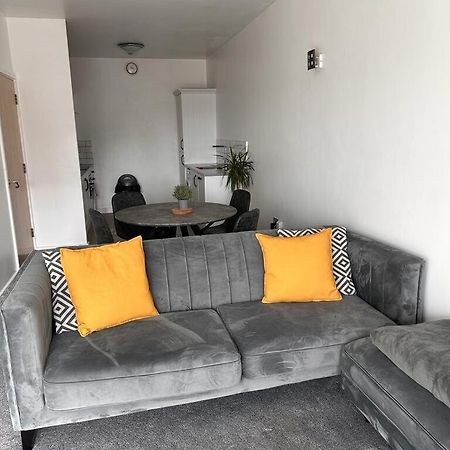 Recently Refurbished Apt Central Mk Free Parking Milton Keynes Zewnętrze zdjęcie